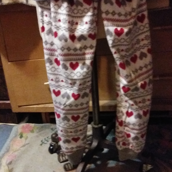 Med. Cozy Corner 2 piece long sleeved pj set.  NWOT. - Picture 3 of 7